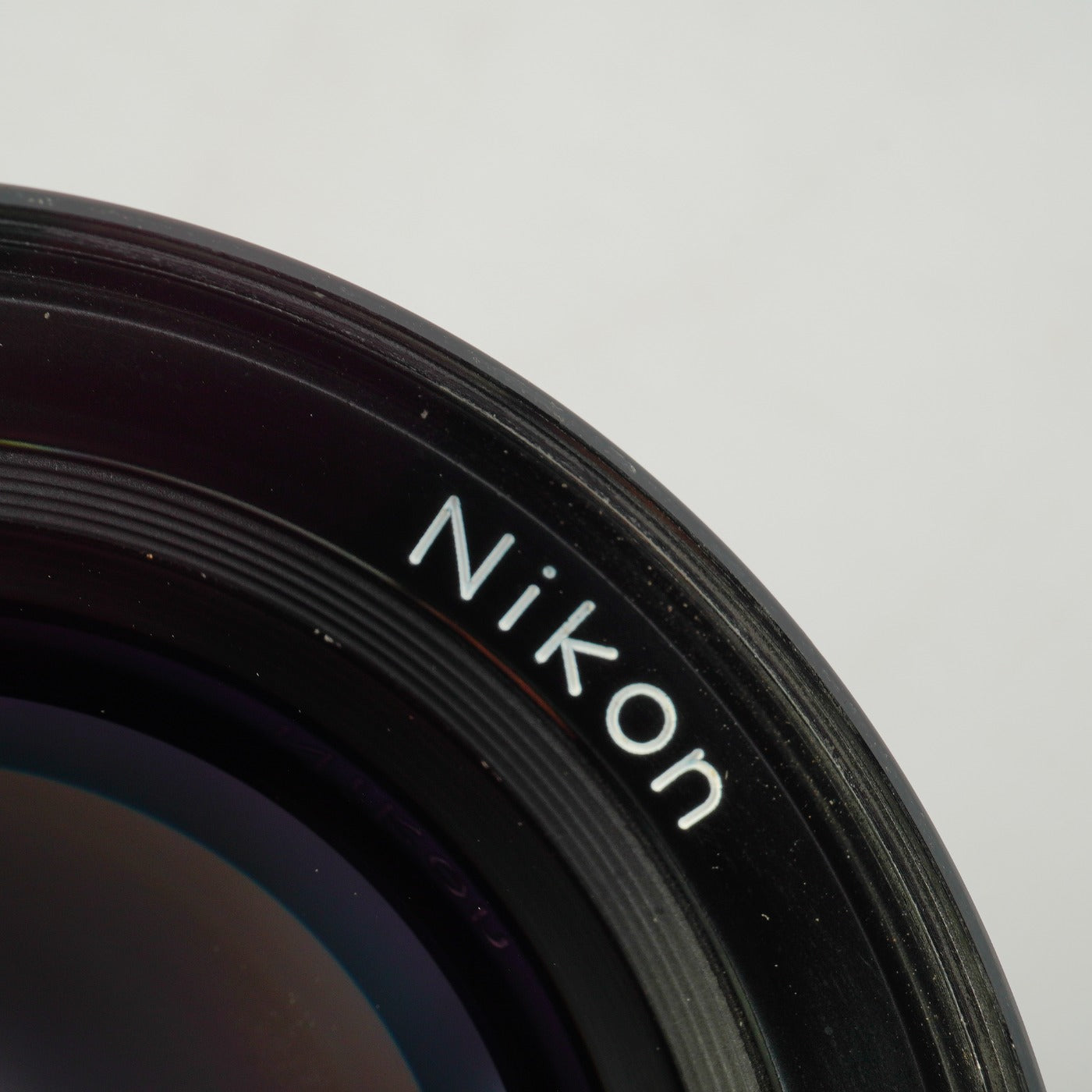 Nikon Ai-S NIKKOR 85mm F/2 単焦点レンズ