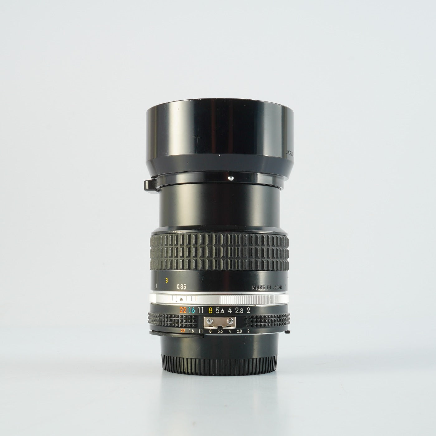 Nikon Ai-S NIKKOR 85mm F/2 単焦点レンズ