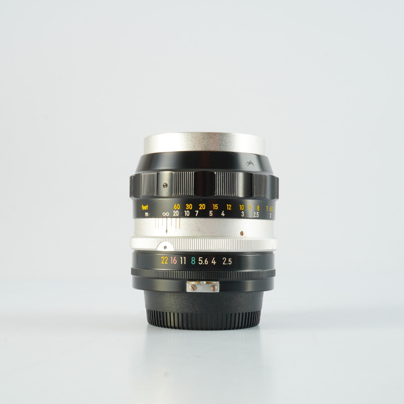 Nikon 非Ai NIKKOR-P Auto 10.5cm 105mm F/2.5 単焦点レンズ