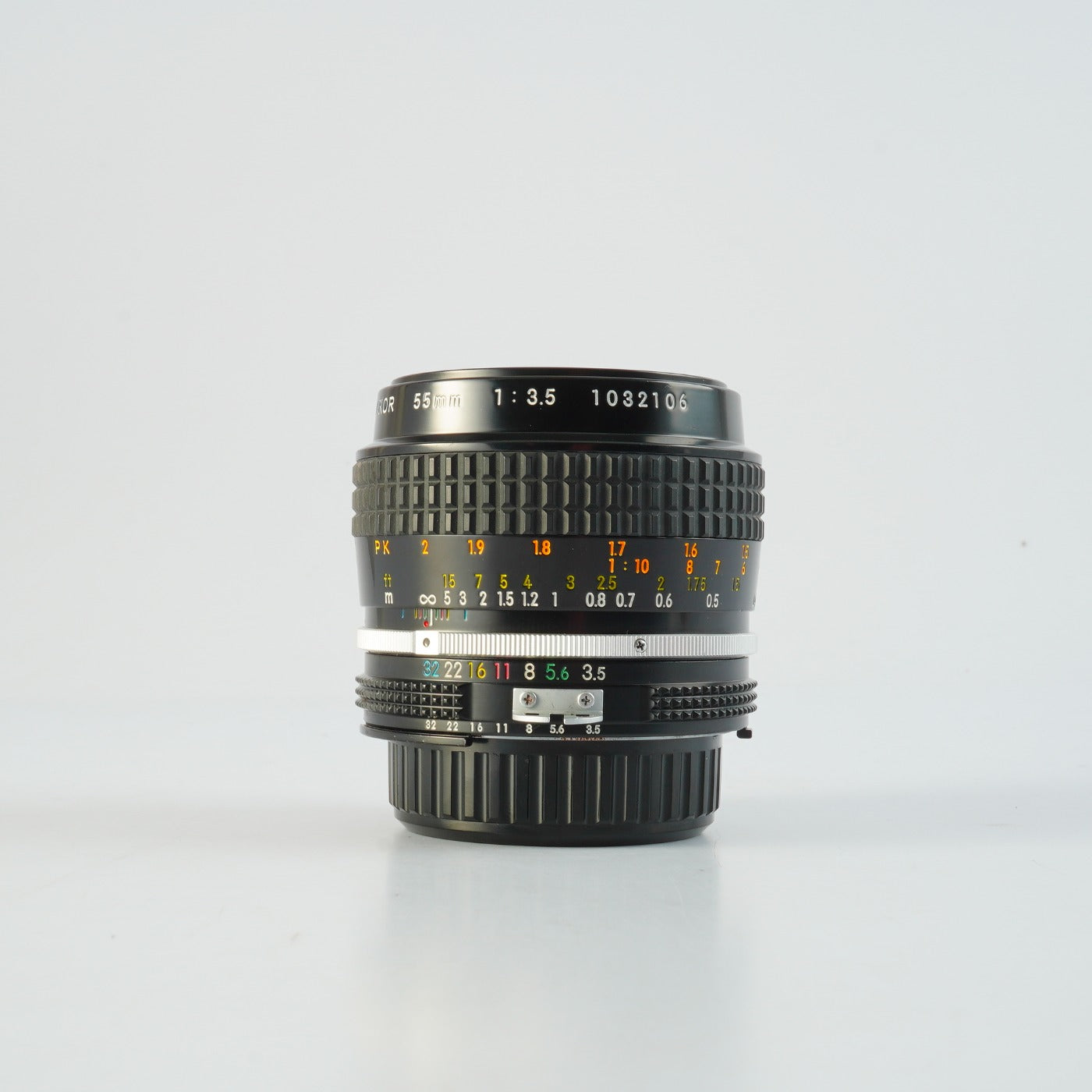 Nikon Ai Micro-NIKKOR 55mm F/3.5 マクロレンズ