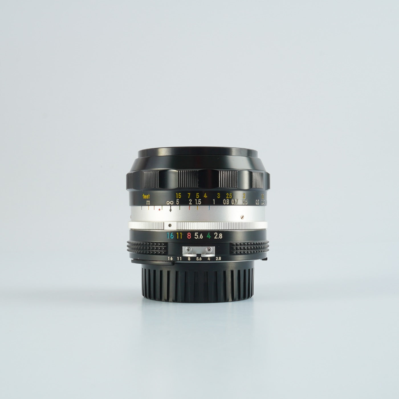 Nikon Ai改 NIKKOR-N Auto 24mm F/2.8 単焦点レンズ