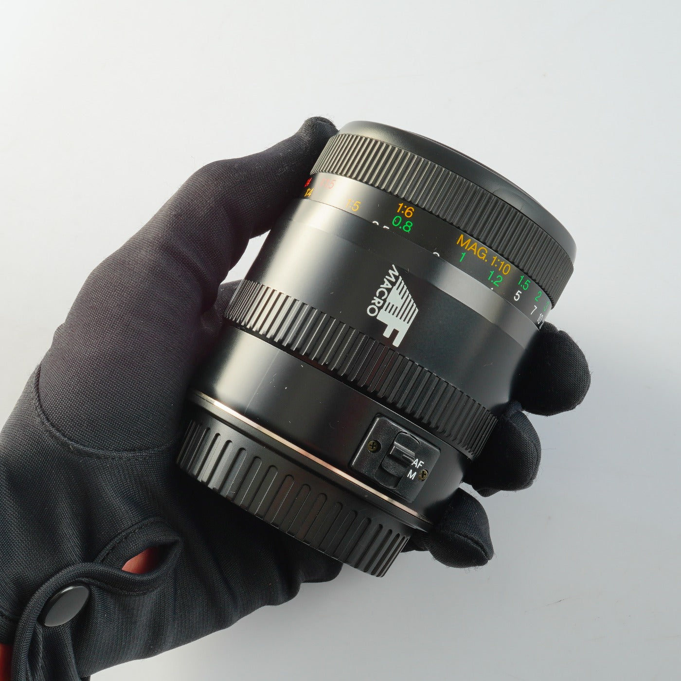 【ジャンク】 COSINA 100mm F/3.5 MC MACRO (Canon EF用) 単焦点レンズ