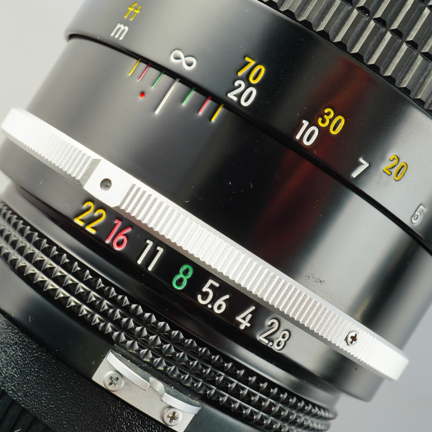 Nikon 非Ai NIKKOR 135mm F/2.8 単焦点レンズ