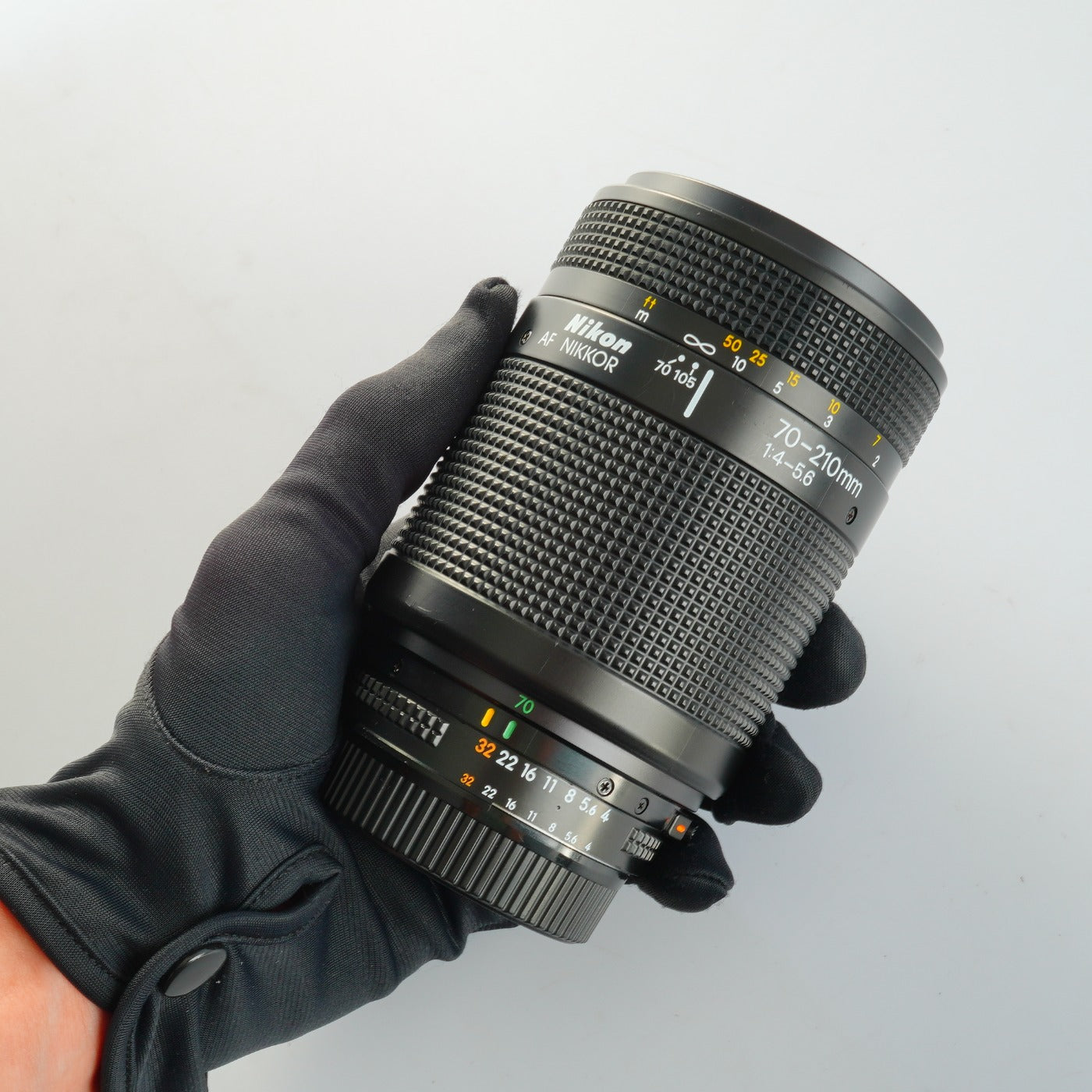 Nikon AF NIKKOR 70-210mm F/4-5.6 ズームレンズ