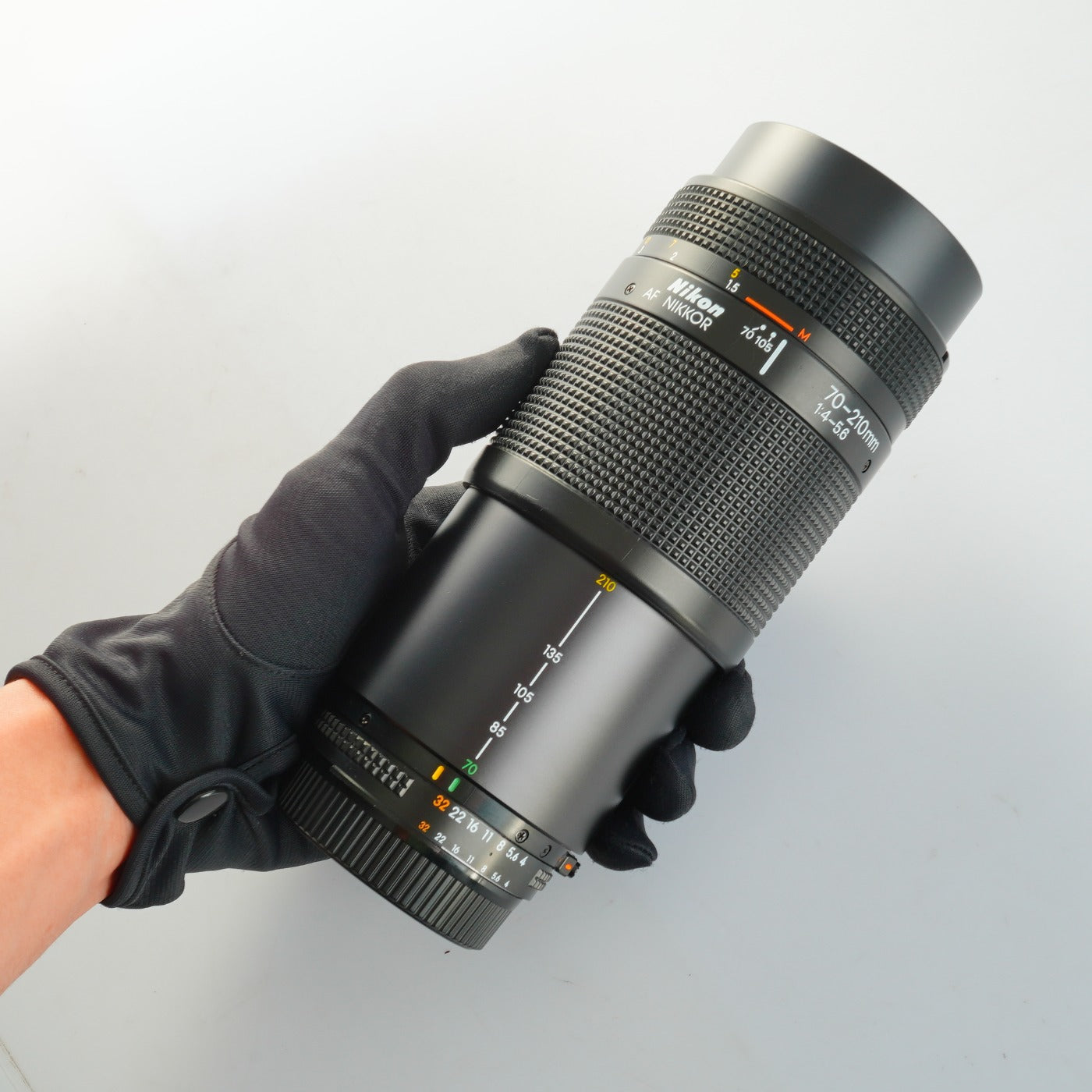 Nikon AF NIKKOR 70-210mm F/4-5.6 ズームレンズ