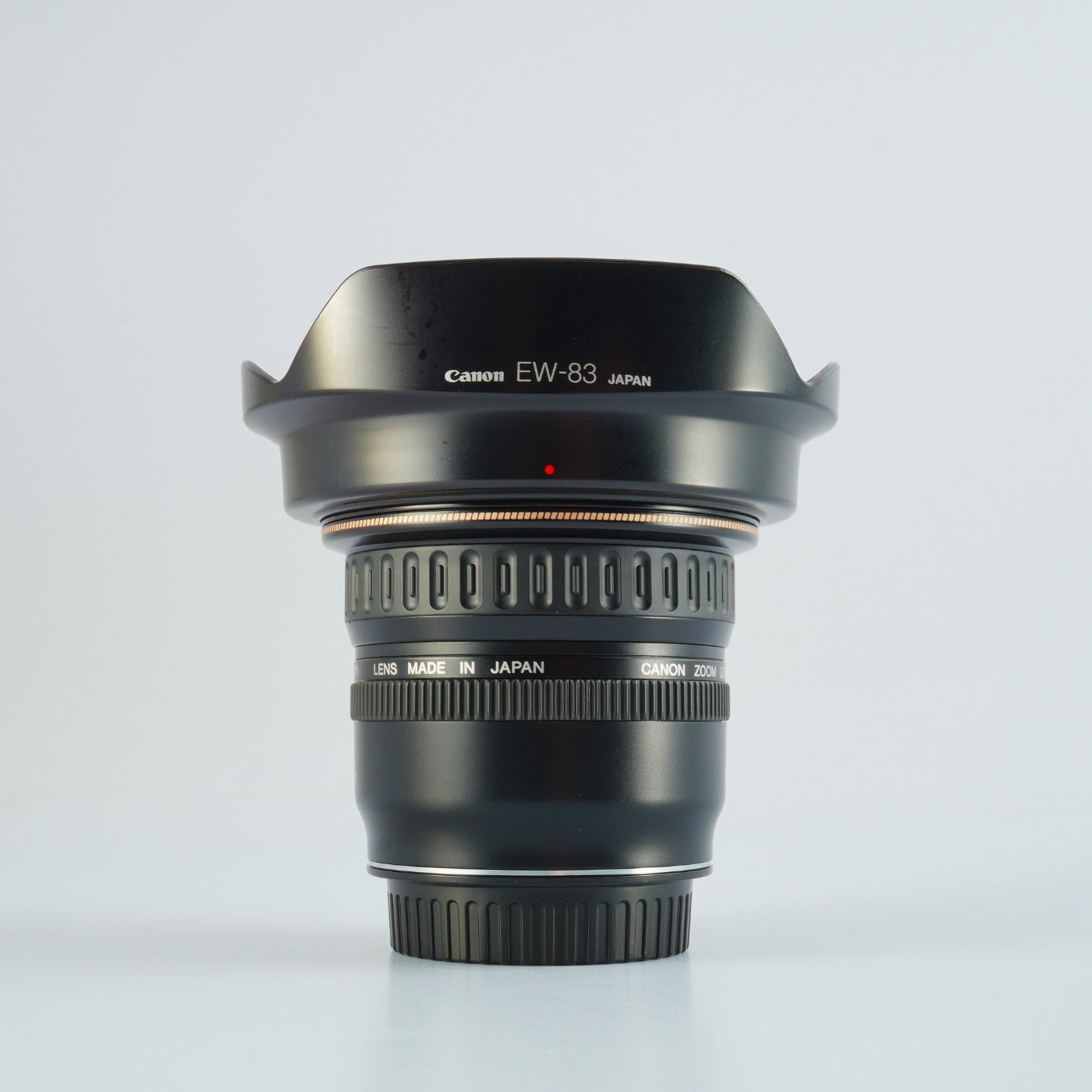 Canon EF 20-35mm F/3.5-4.5 USM ズームレンズ