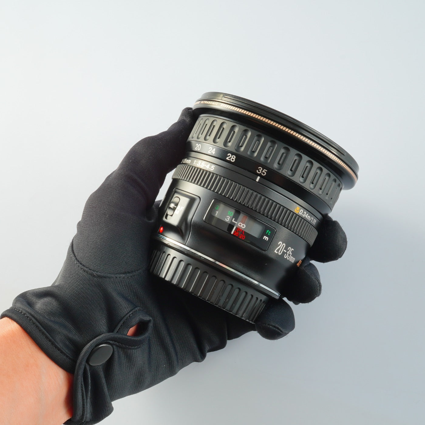 Canon EF 20-35mm F/3.5-4.5 USM ズームレンズ