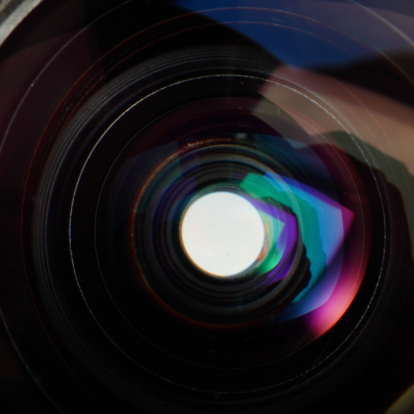 Canon EF 20-35mm F/3.5-4.5 USM ズームレンズ
