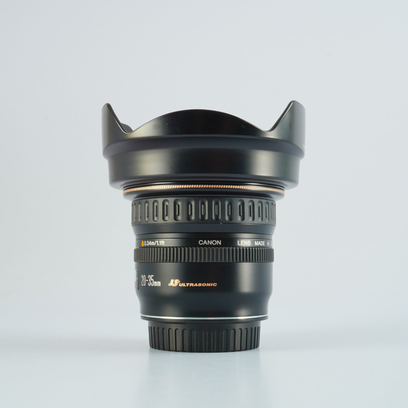 Canon EF 20-35mm F/3.5-4.5 USM ズームレンズ