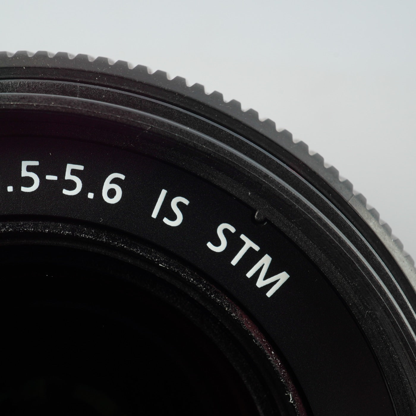 Canon EF-S 18-55mm F/3.5-5.6 IS STM ズームレンズ