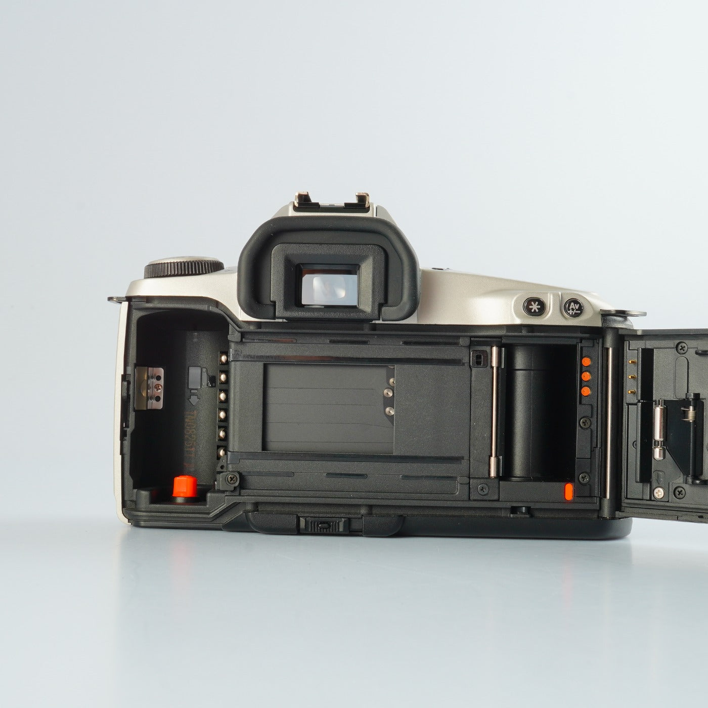 Canon EOS Kiss (REBEL XS) AF フィルム一眼レフカメラ