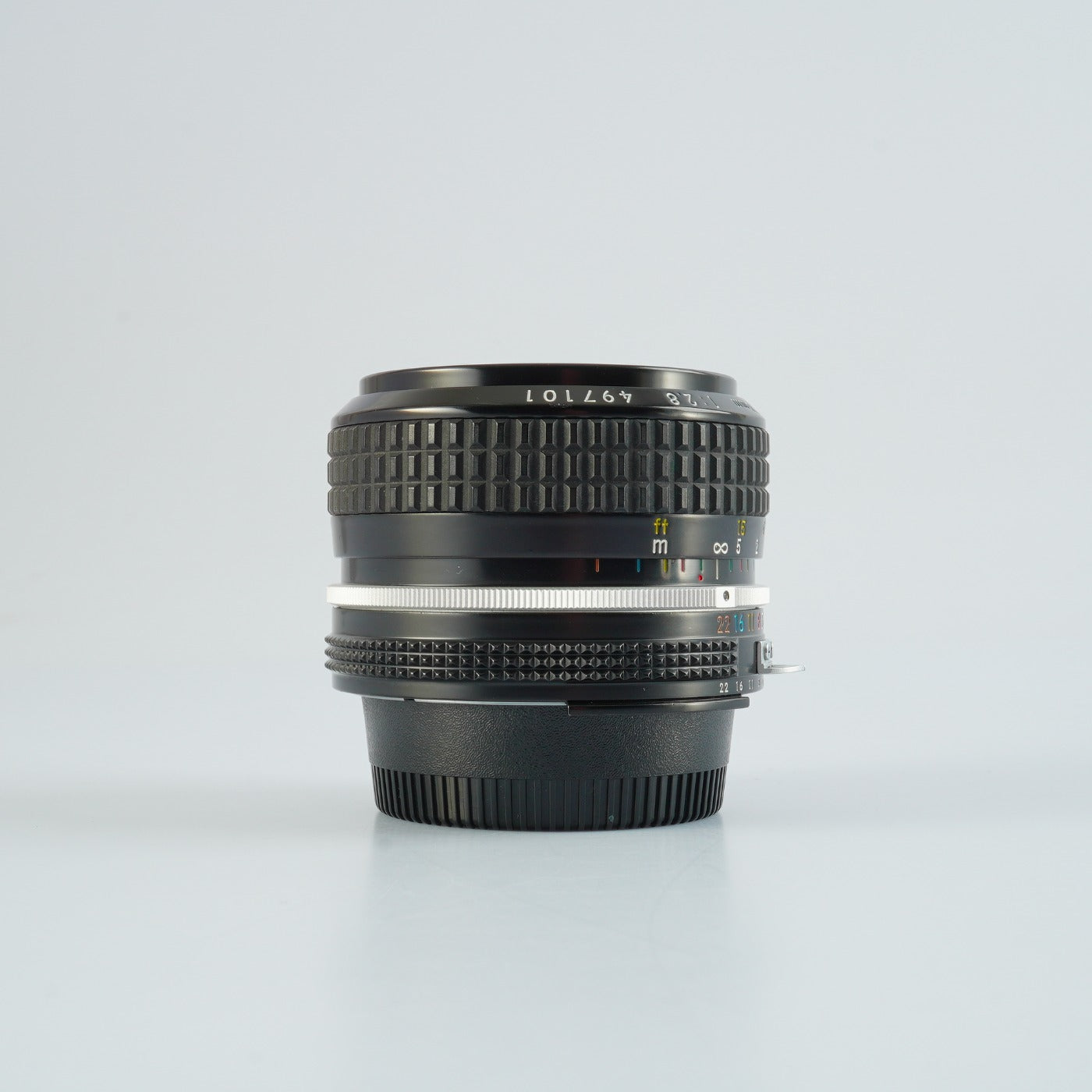 Nikon Ai Nikkor 28mm F/2.8 単焦点レンズ
