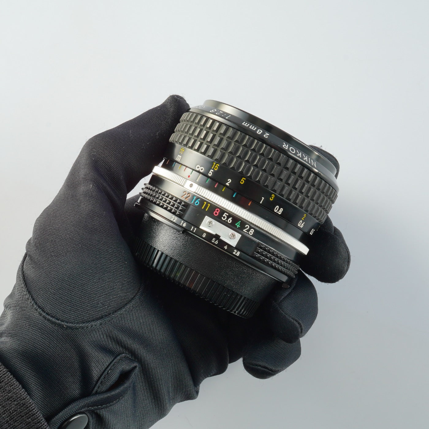 Nikon Ai Nikkor 28mm F/2.8 単焦点レンズ