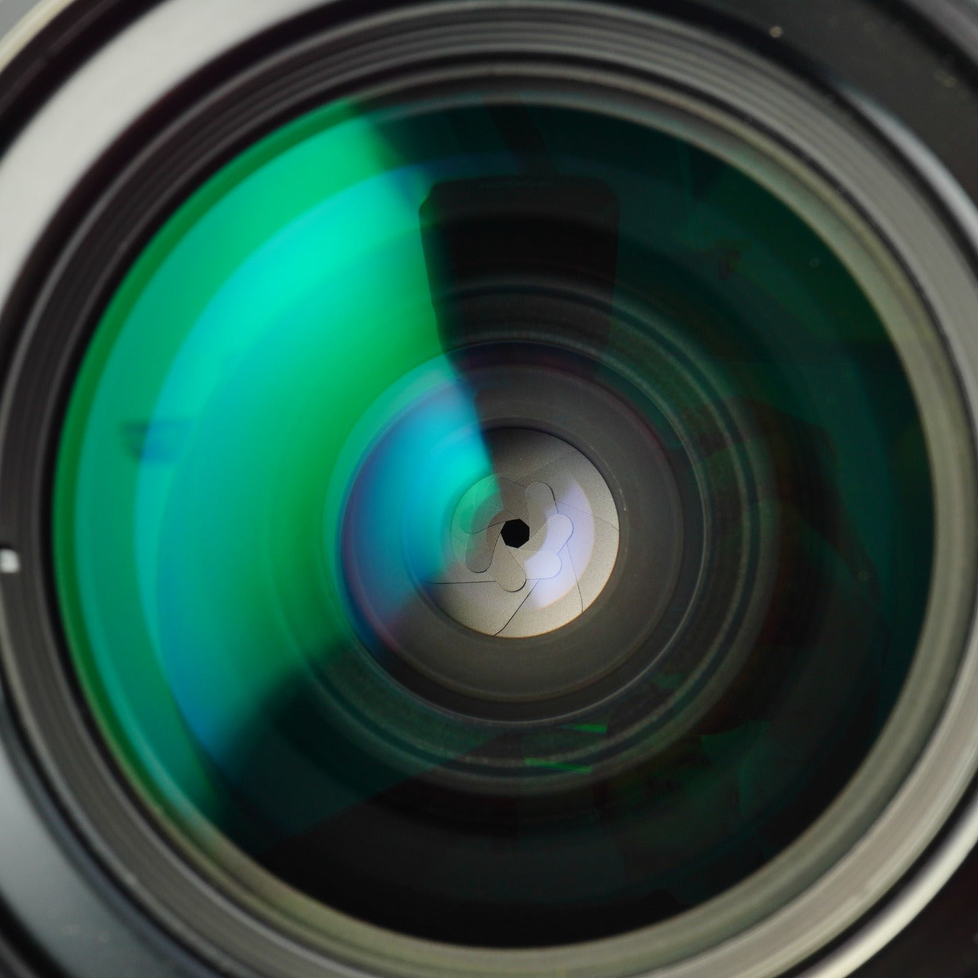 Nikon Ai Nikkor 28mm F/2.8 単焦点レンズ