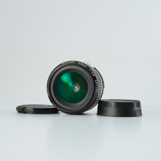 Nikon Ai Nikkor 28mm F/2.8 単焦点レンズ