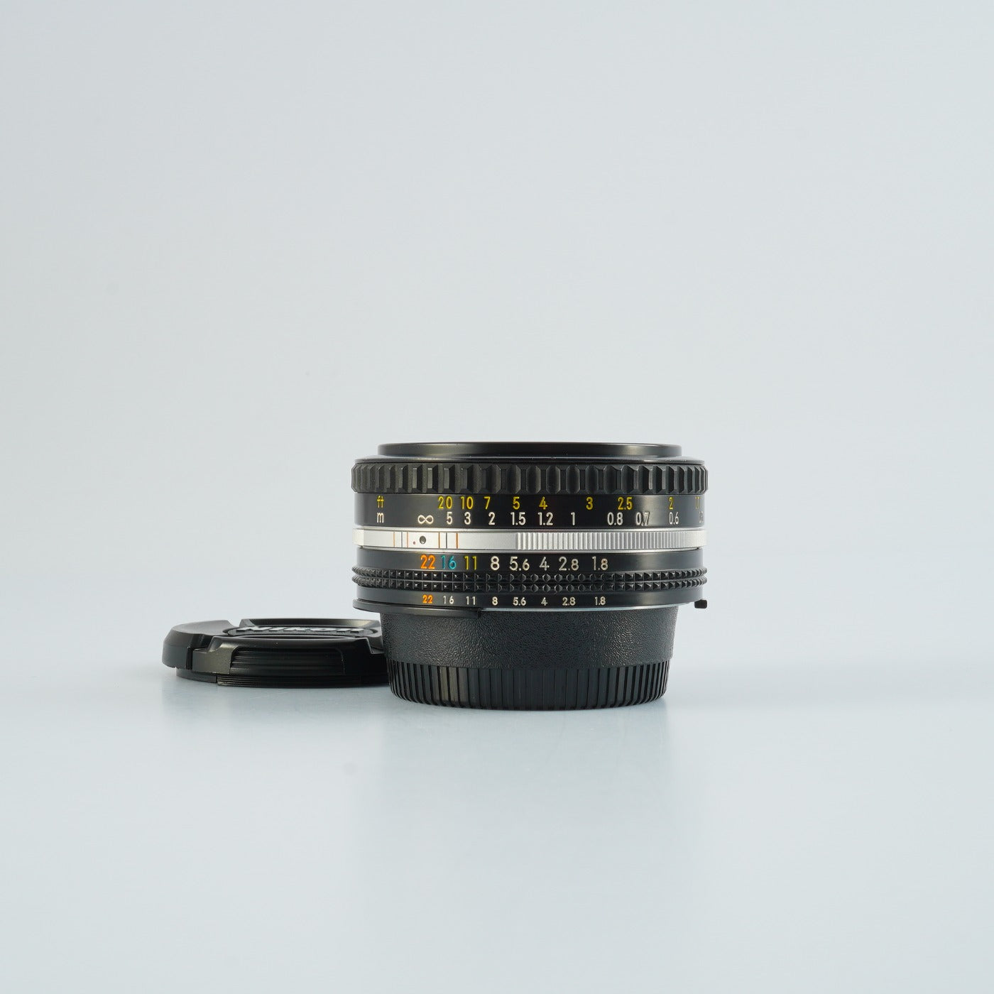 Nikon Ai-S NIKKOR 50mm F/1.8 単焦点レンズ