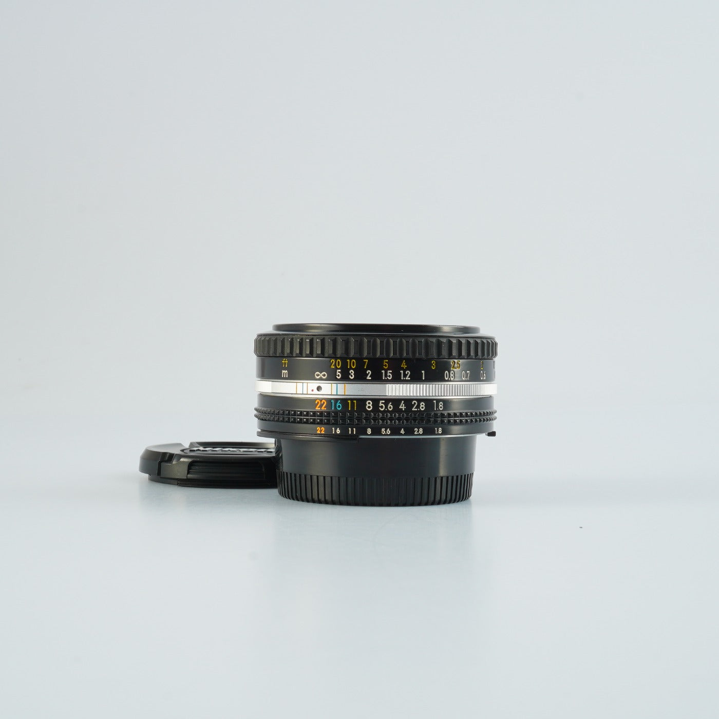 Nikon Ai-S NIKKOR 50mm F/1.8 単焦点レンズ