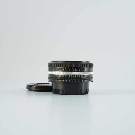 Nikon Ai-S NIKKOR 50mm F/1.8 単焦点レンズ