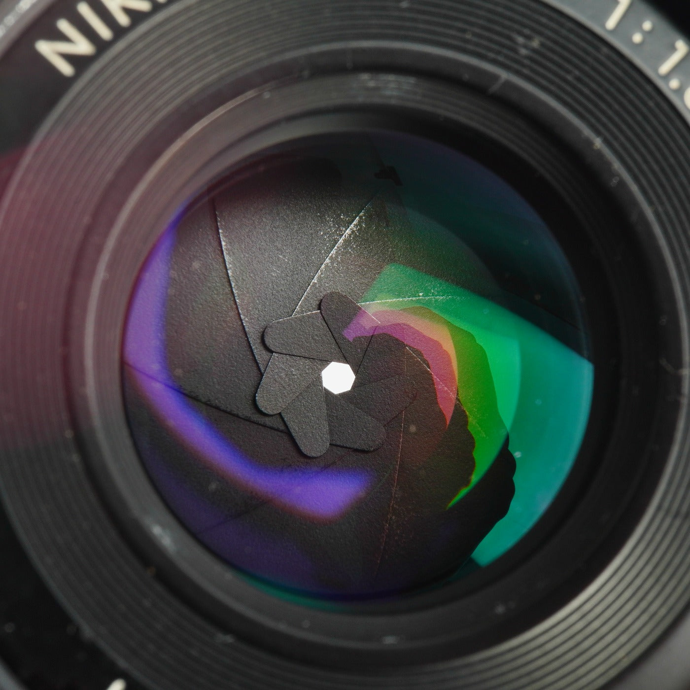 Nikon Ai-S NIKKOR 50mm F/1.8 単焦点レンズ