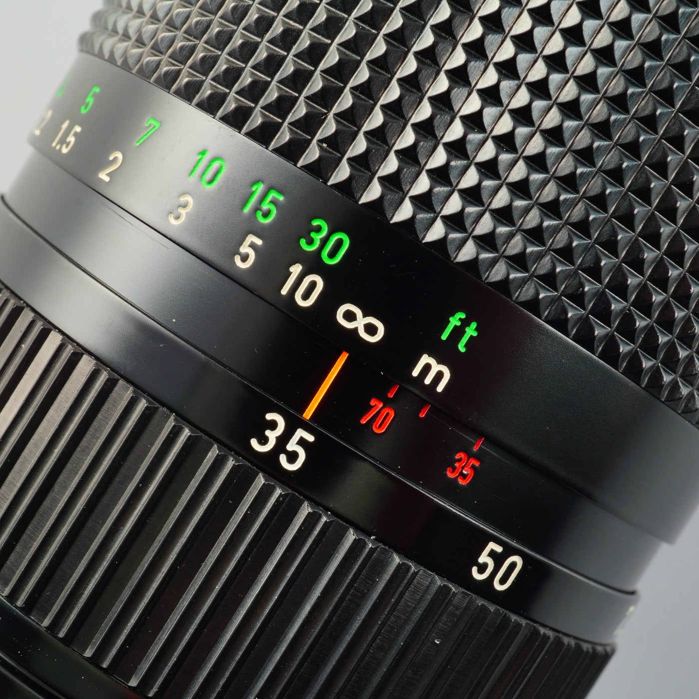 Canon FD 35-70mm F/4 ズームレンズ