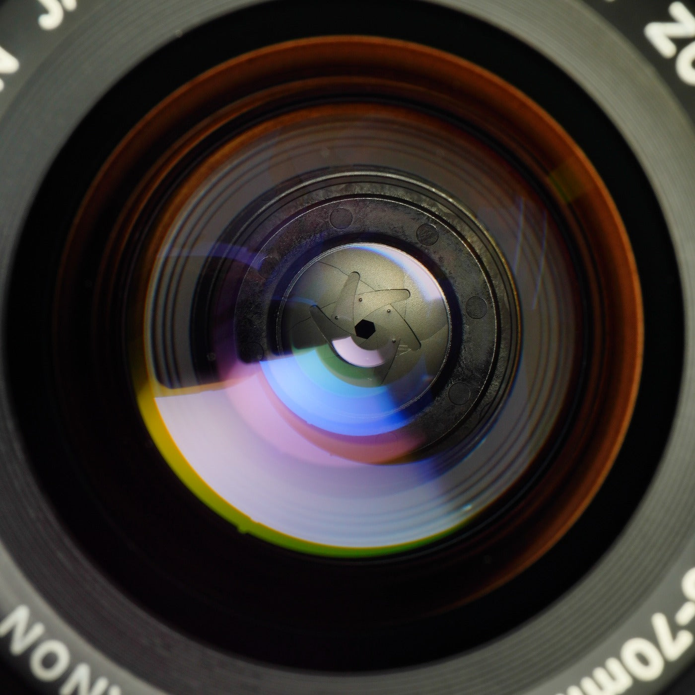 Canon FD 35-70mm F/4 ズームレンズ