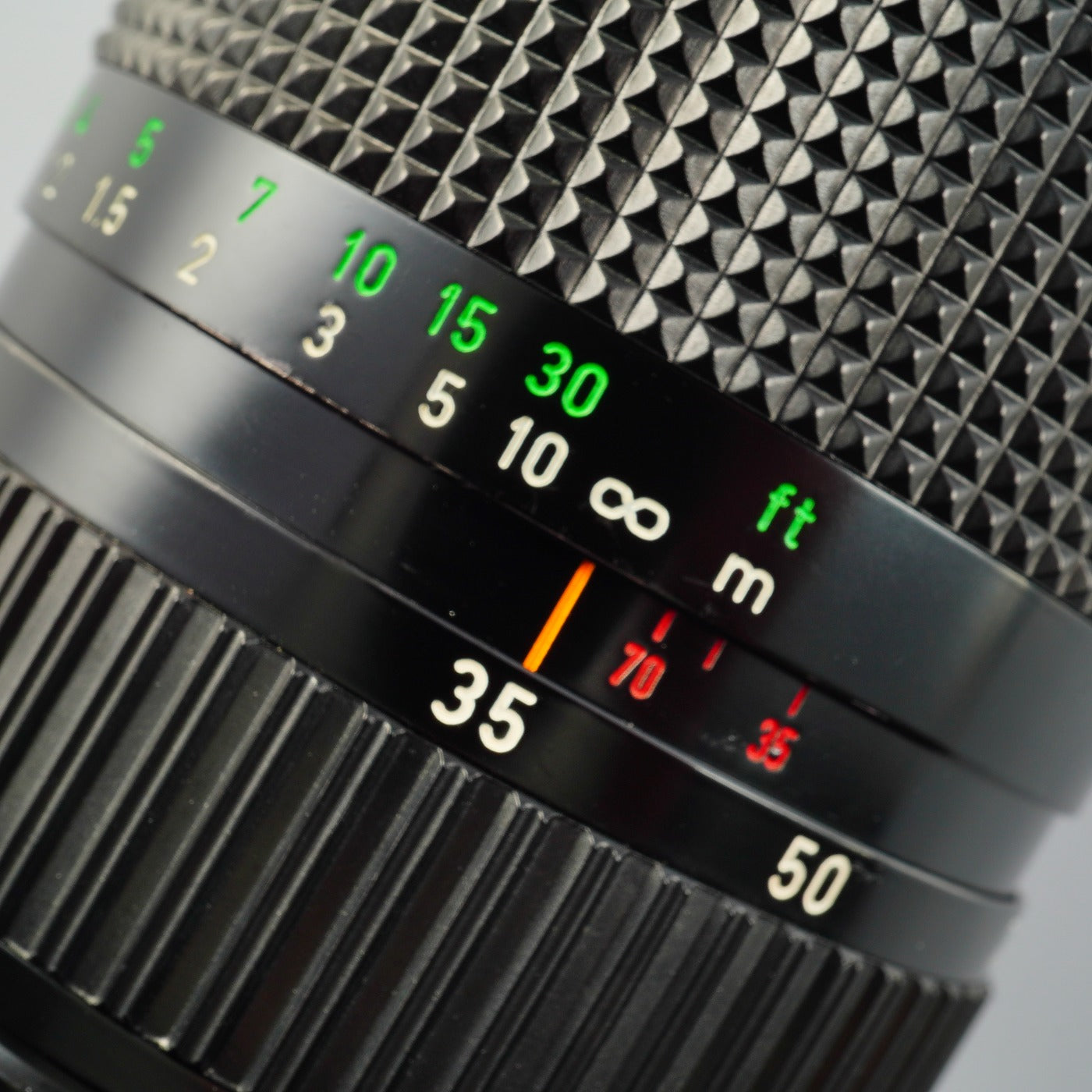 Canon FD 35-70mm F/4 ズームレンズ
