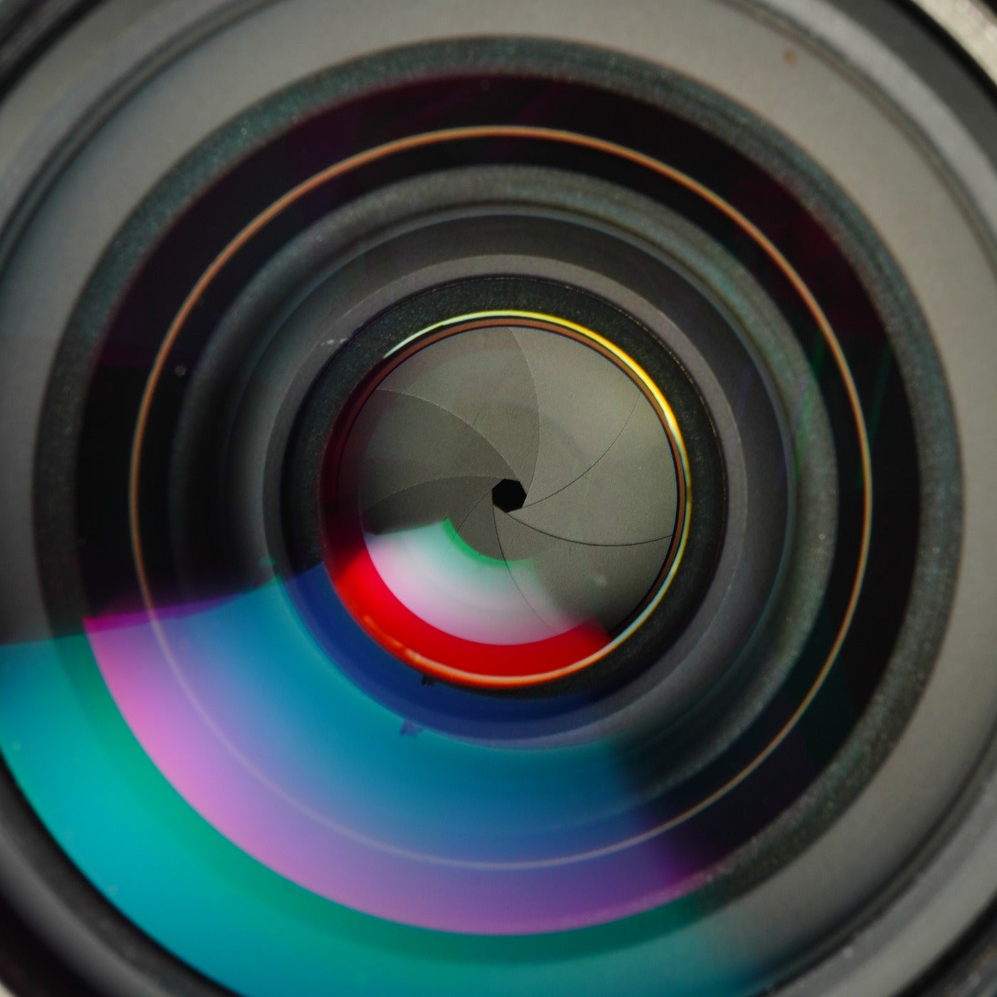Nikon Ai Nikkor 35mm F/2 単焦点レンズ