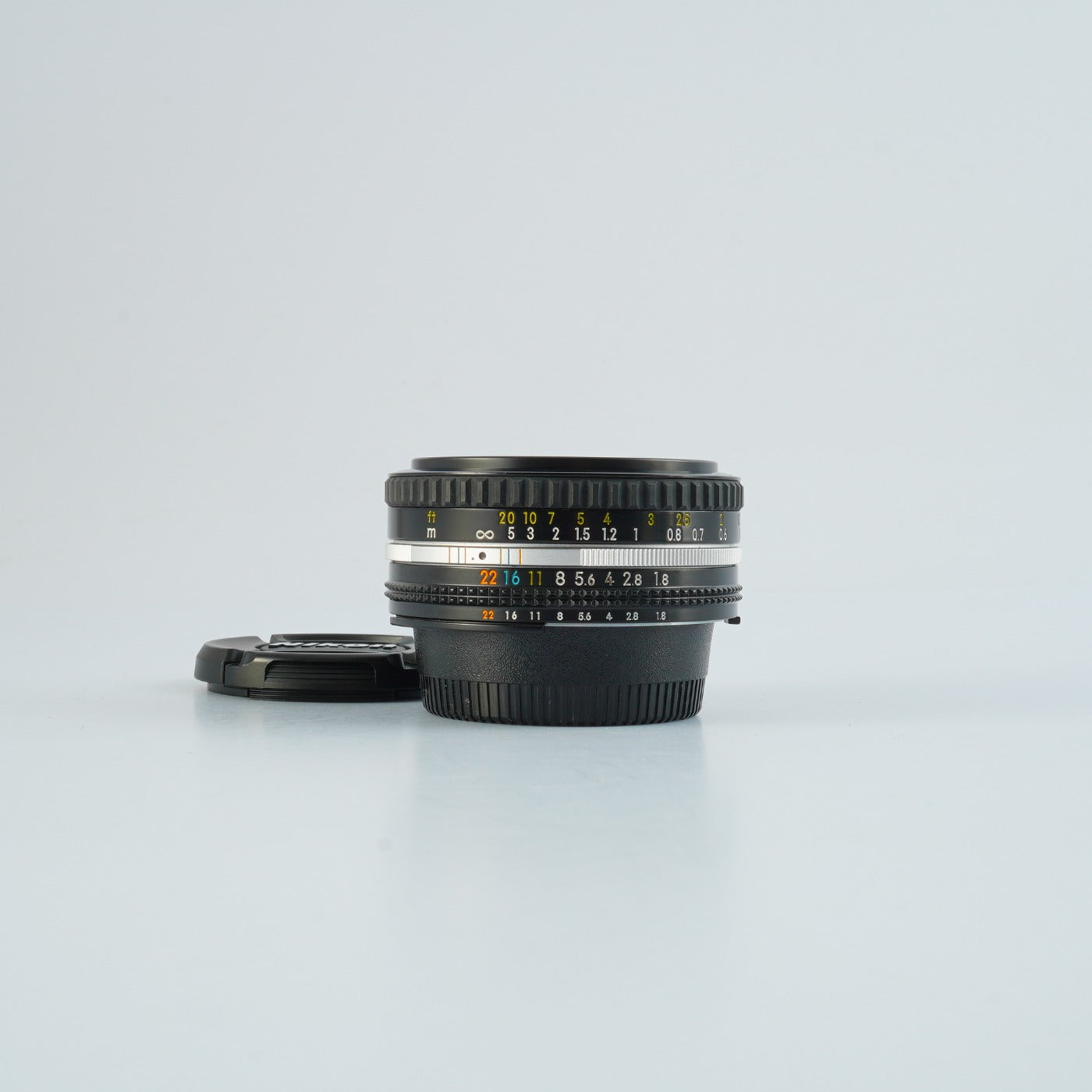 Nikon Ai-S NIKKOR 50mm F/1.8 単焦点レンズ