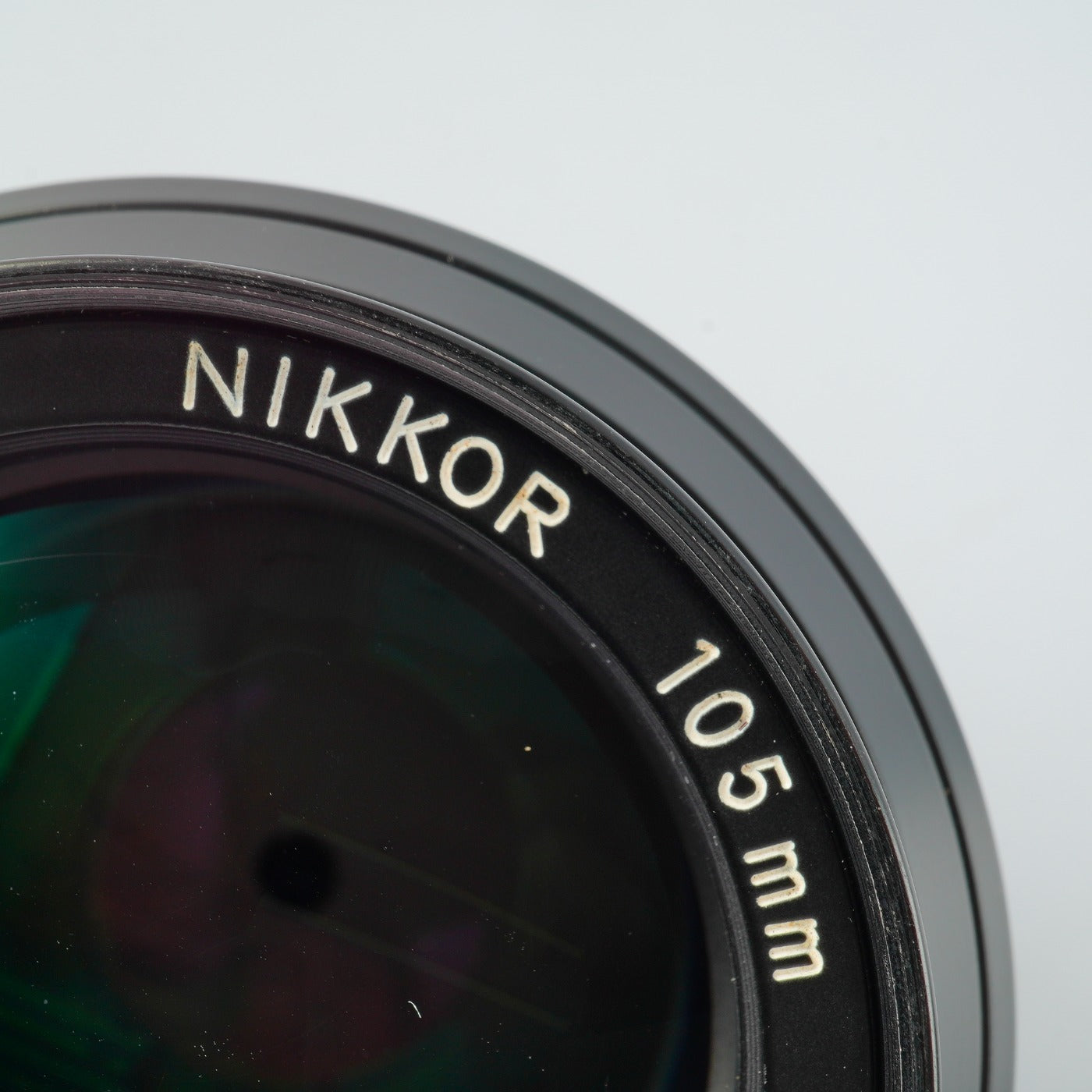Nikon Ai NIKKOR 105mm F/2.5 単焦点レンズ