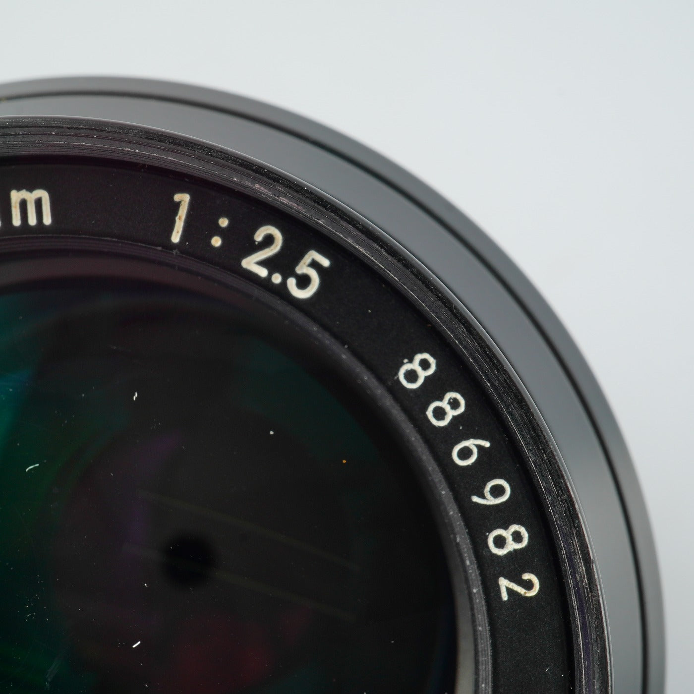 Nikon Ai NIKKOR 105mm F/2.5 単焦点レンズ