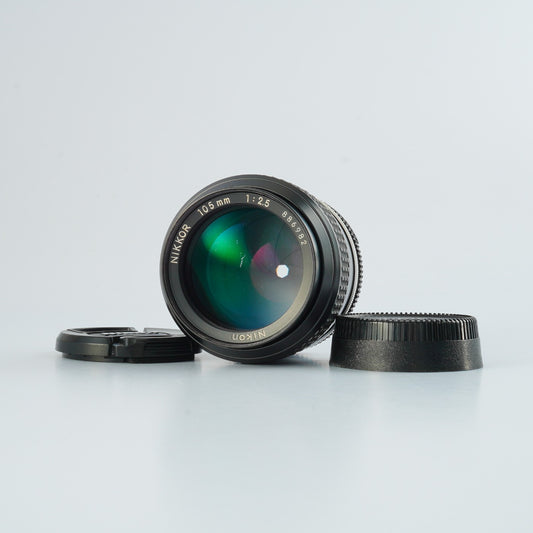 Nikon Ai NIKKOR 105mm F/2.5 単焦点レンズ