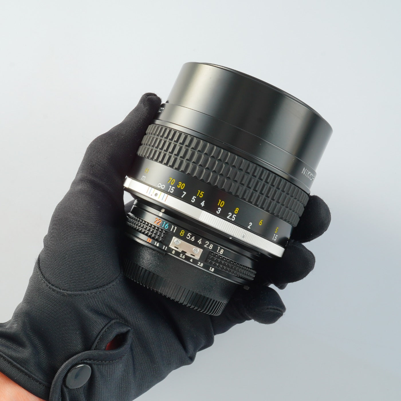 Nikon Ai-S NIKKOR 105mm F/1.8 単焦点レンズ