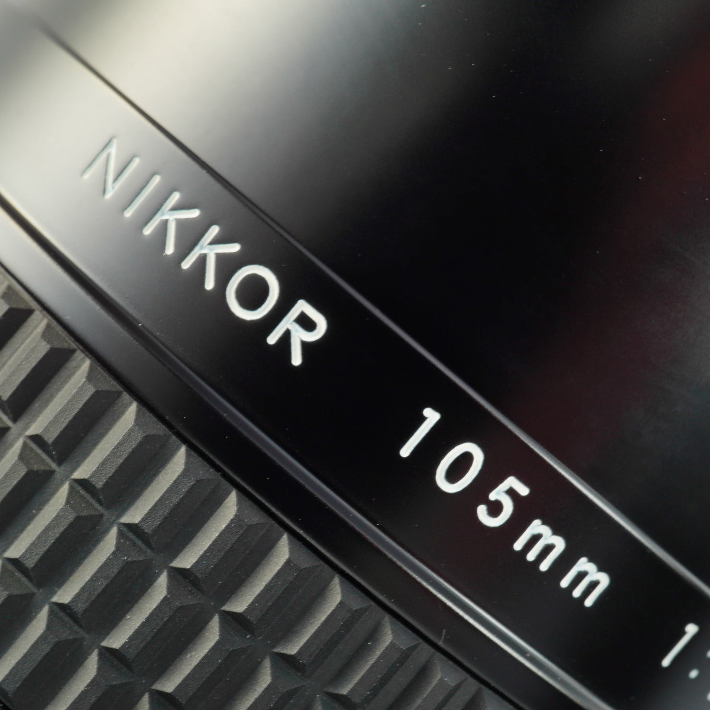 Nikon Ai-S NIKKOR 105mm F/1.8 単焦点レンズ