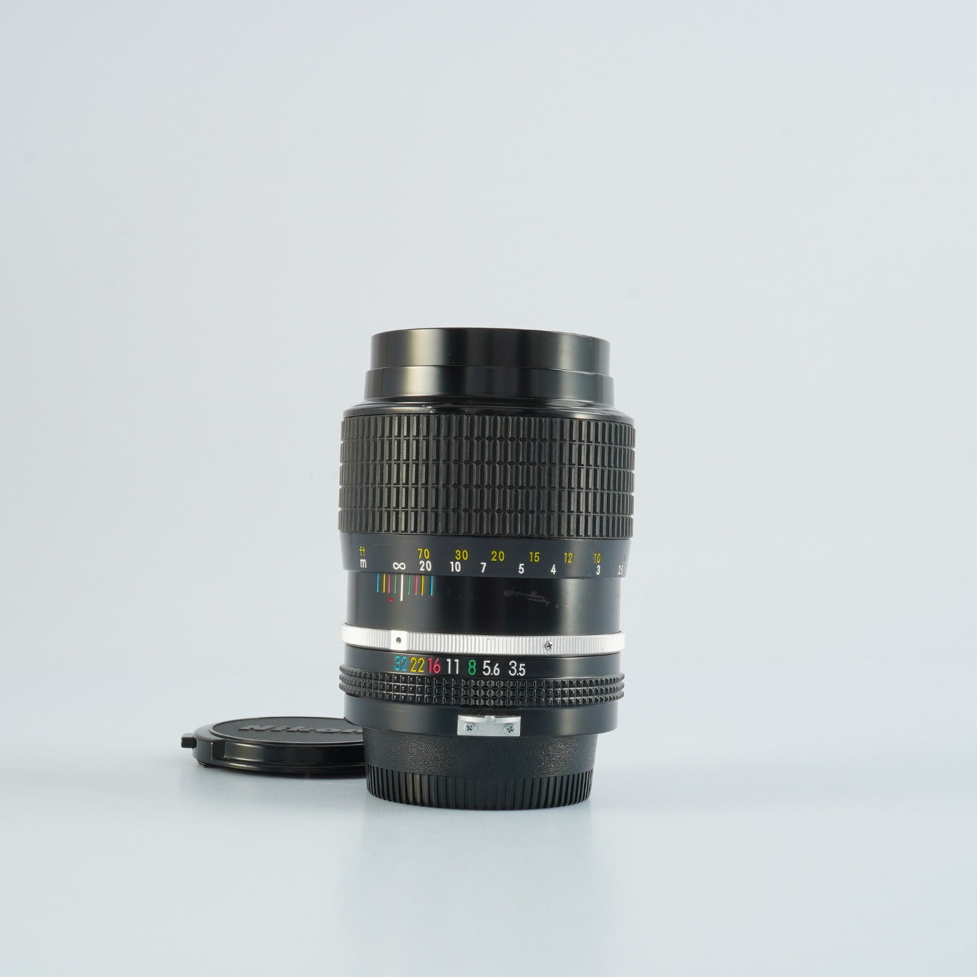 Nikon 非Ai NIKKOR 135mm F/3.5 単焦点レンズ