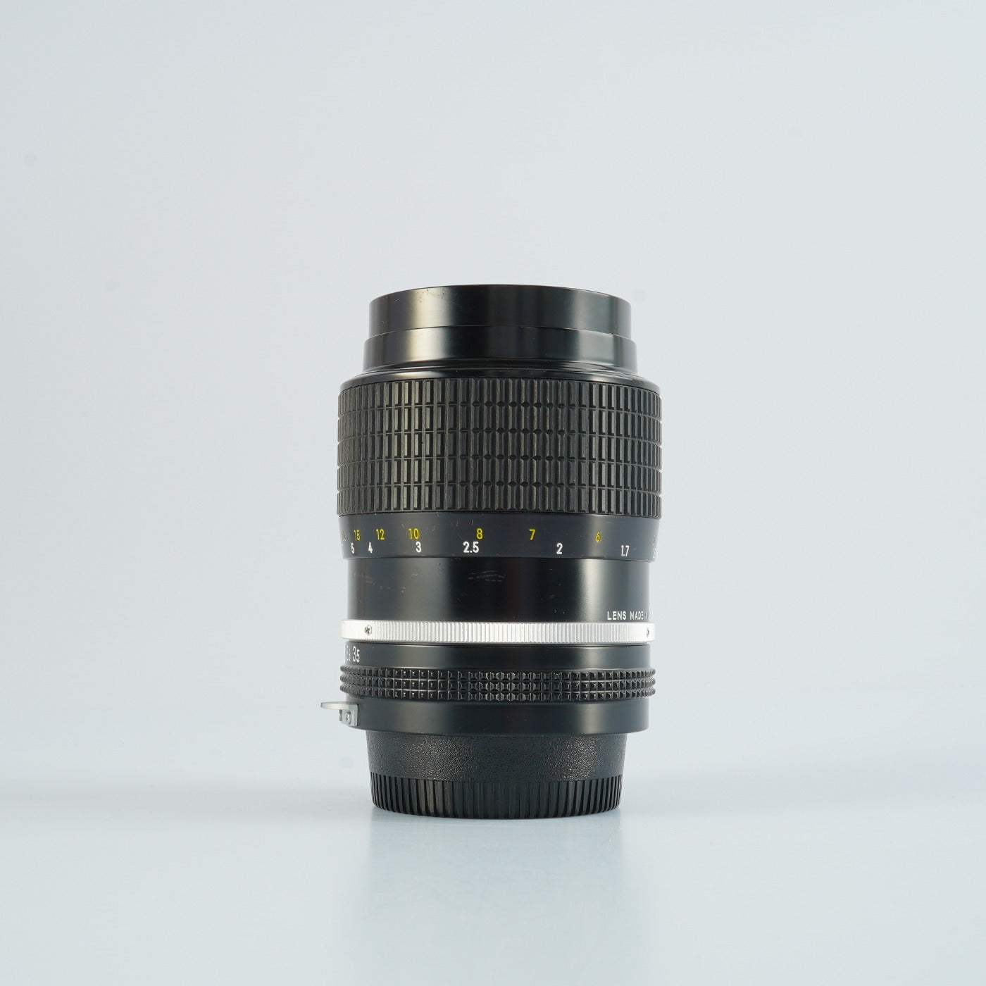 Nikon 非Ai NIKKOR 135mm F/3.5 単焦点レンズ