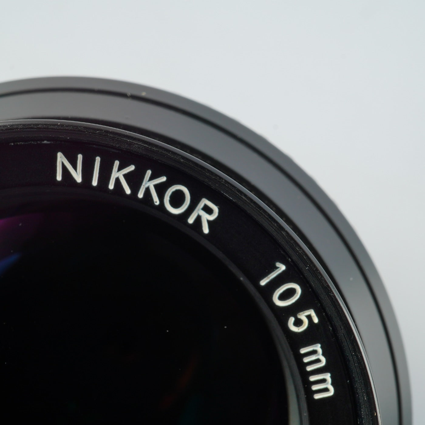 Nikon Ai NIKKOR 105mm F/2.5 単焦点レンズ