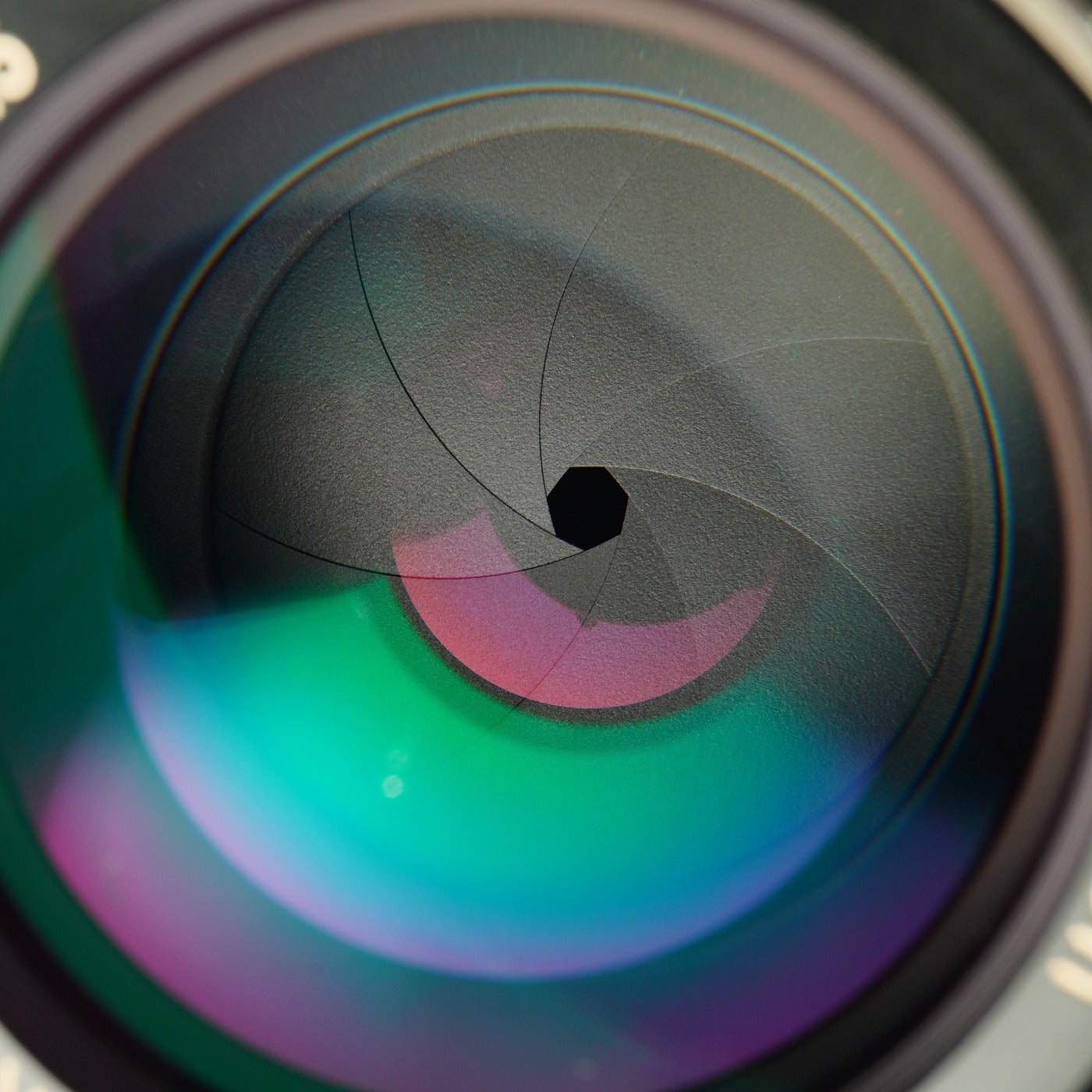 Nikon Ai NIKKOR 105mm F/2.5 単焦点レンズ