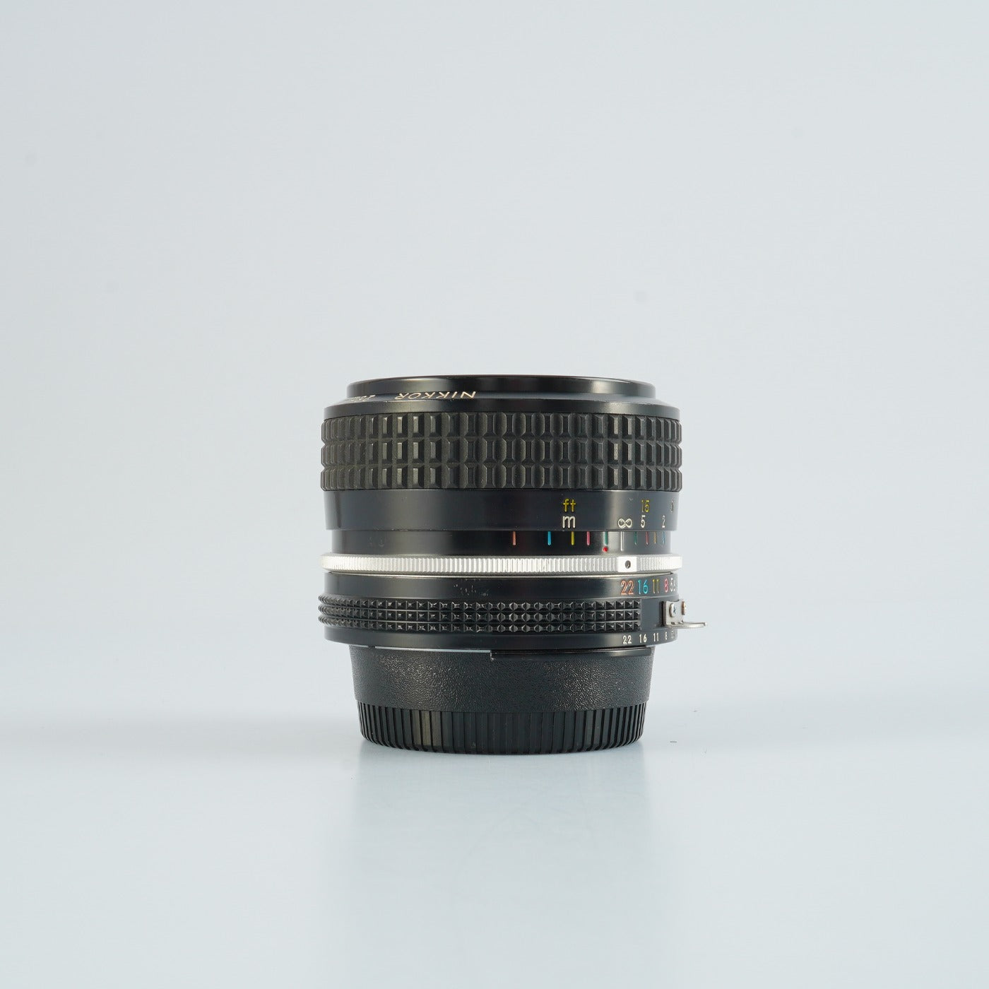 Nikon Ai Nikkor 28mm F/2.8 単焦点レンズ