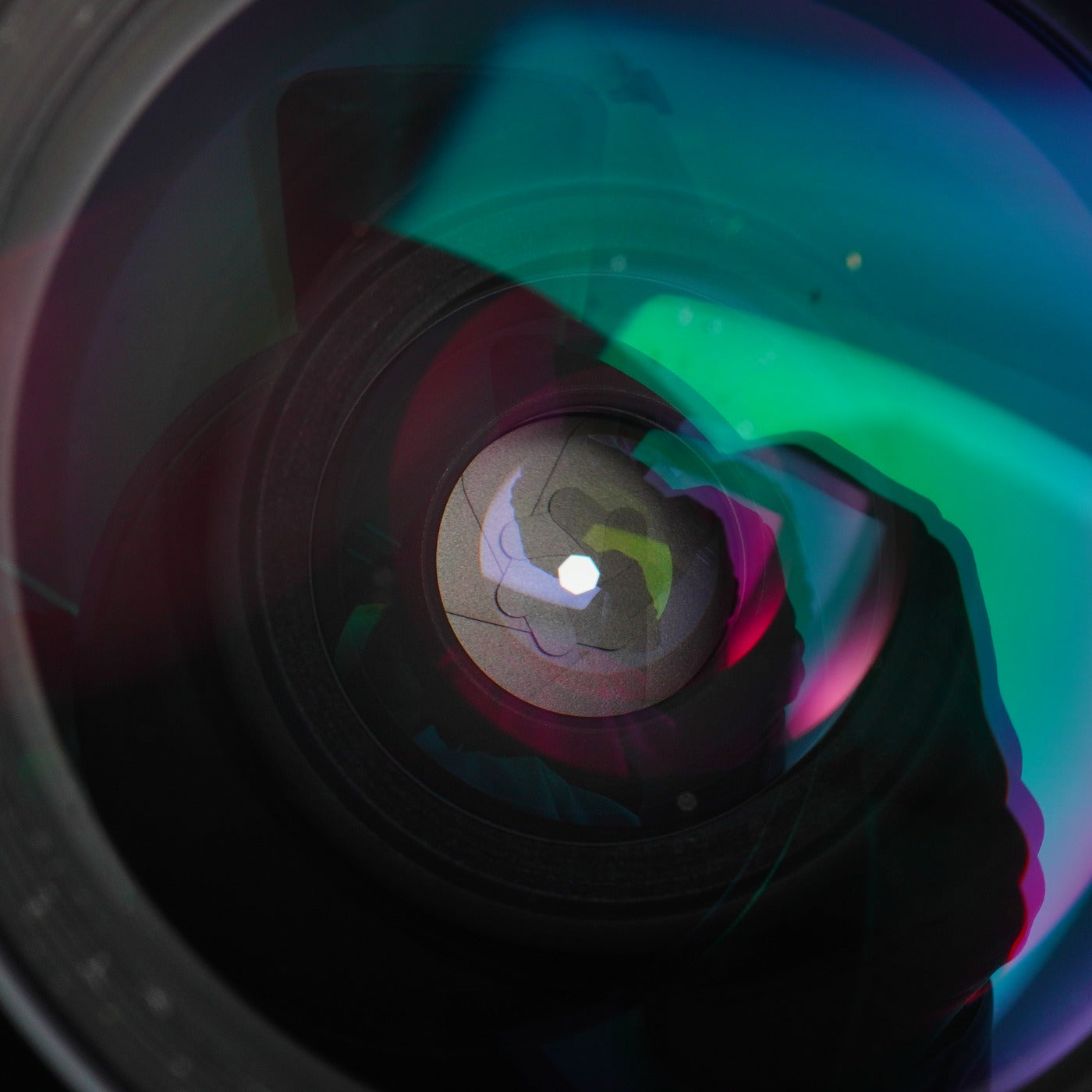 Nikon Ai Nikkor 28mm F/2.8 単焦点レンズ