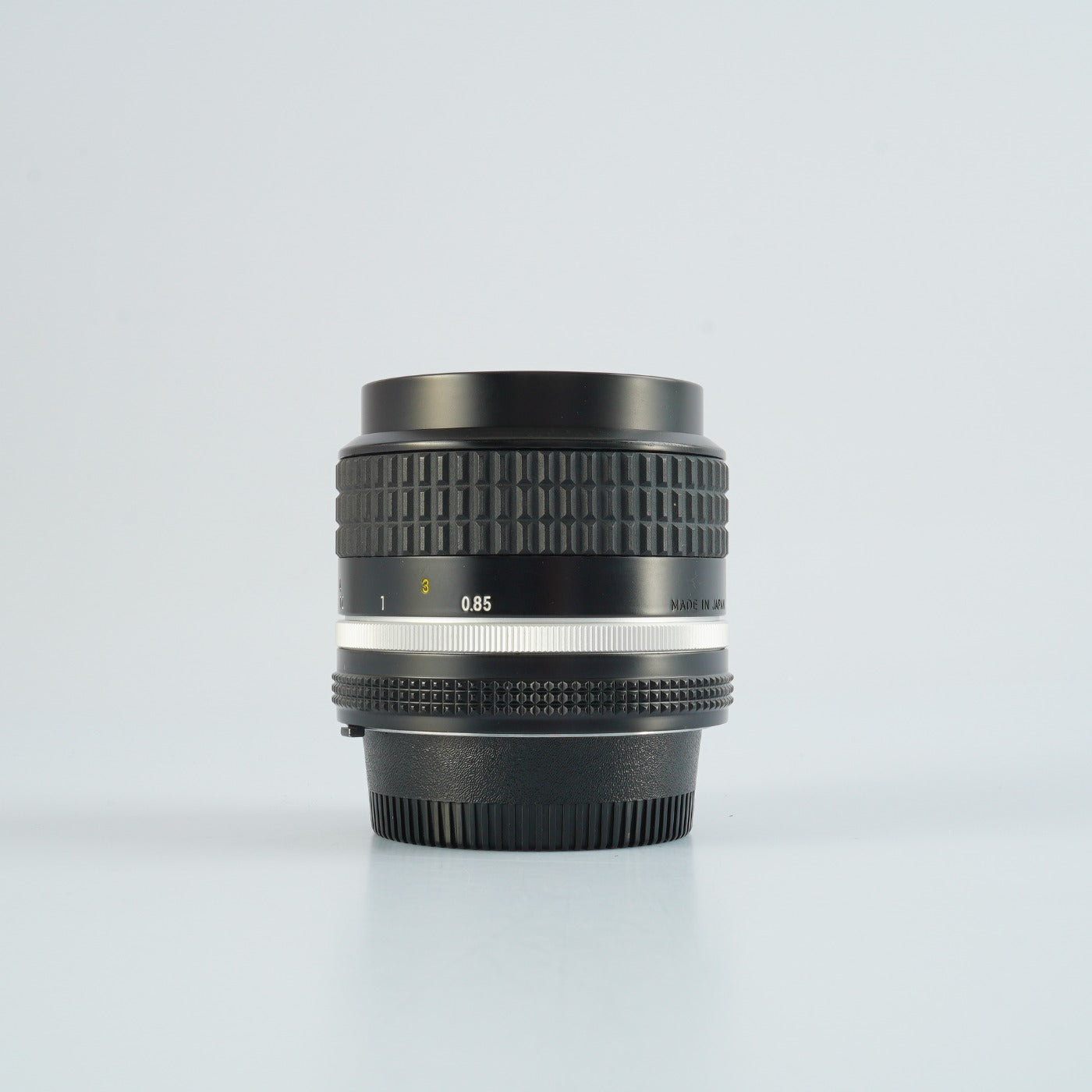Nikon Ai-S NIKKOR 85mm F/2 単焦点レンズ