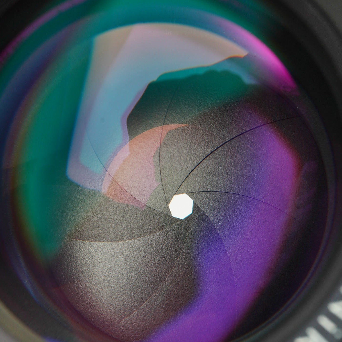 Nikon Ai-S NIKKOR 85mm F/2 単焦点レンズ