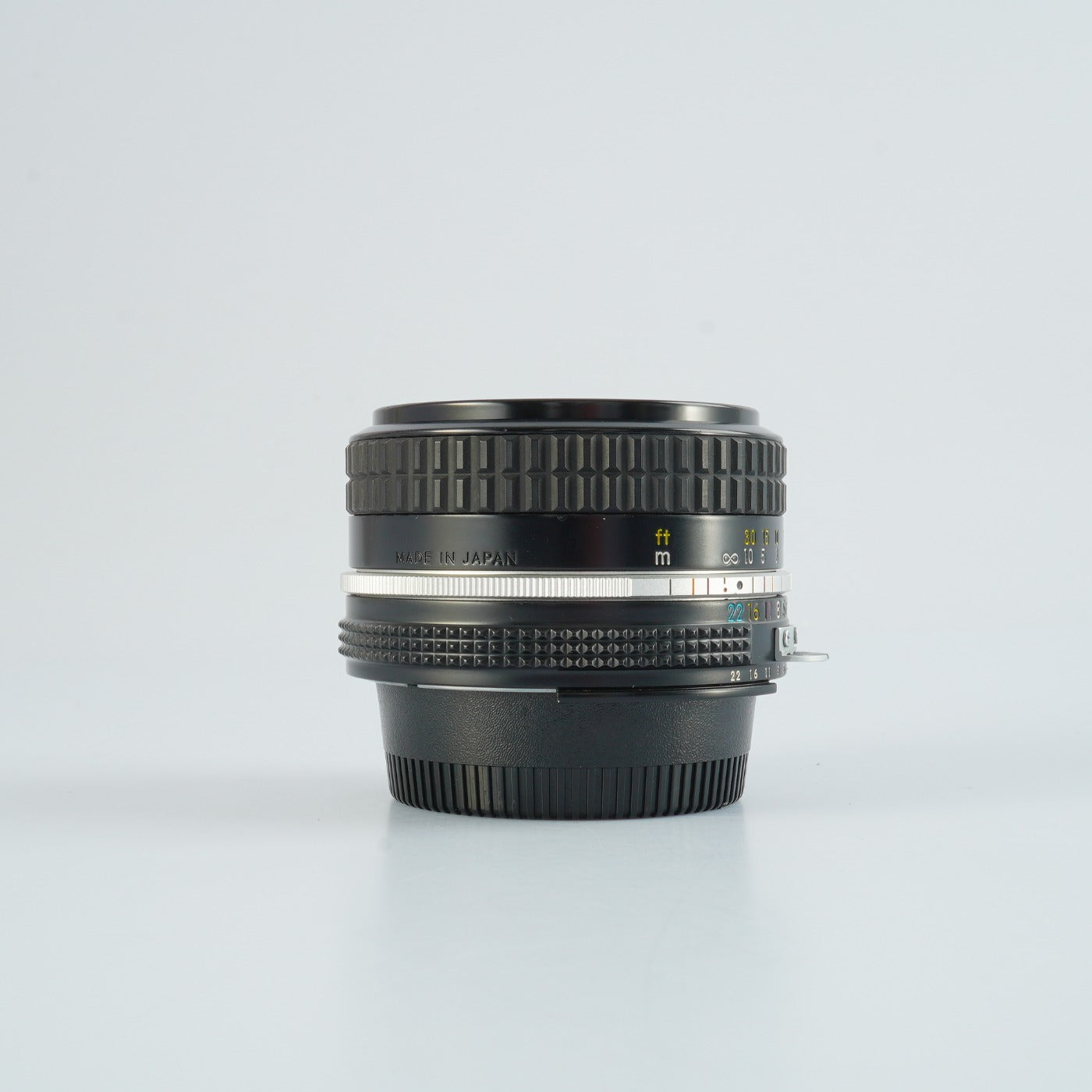 Nikon Ai Nikkor 50mm F/1.8 単焦点レンズ
