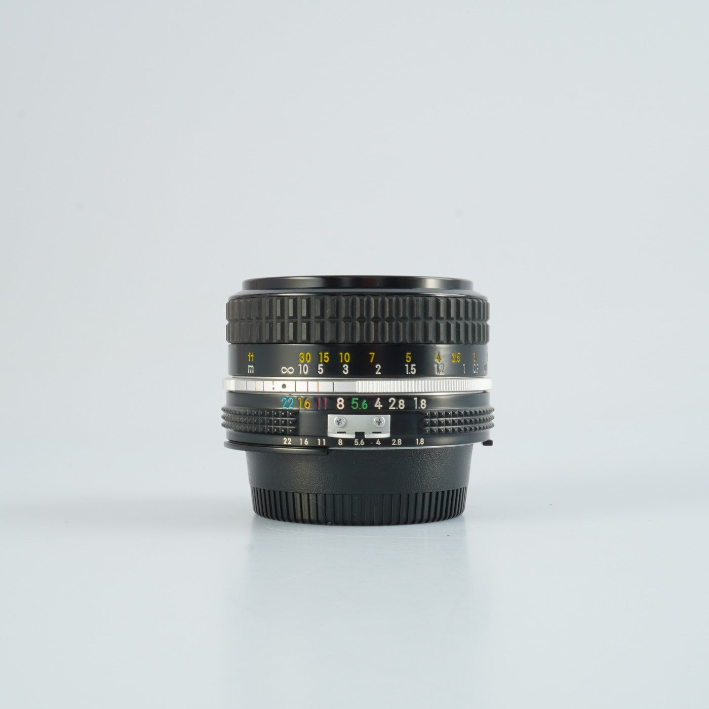 Nikon Ai Nikkor 50mm F/1.8 単焦点レンズ