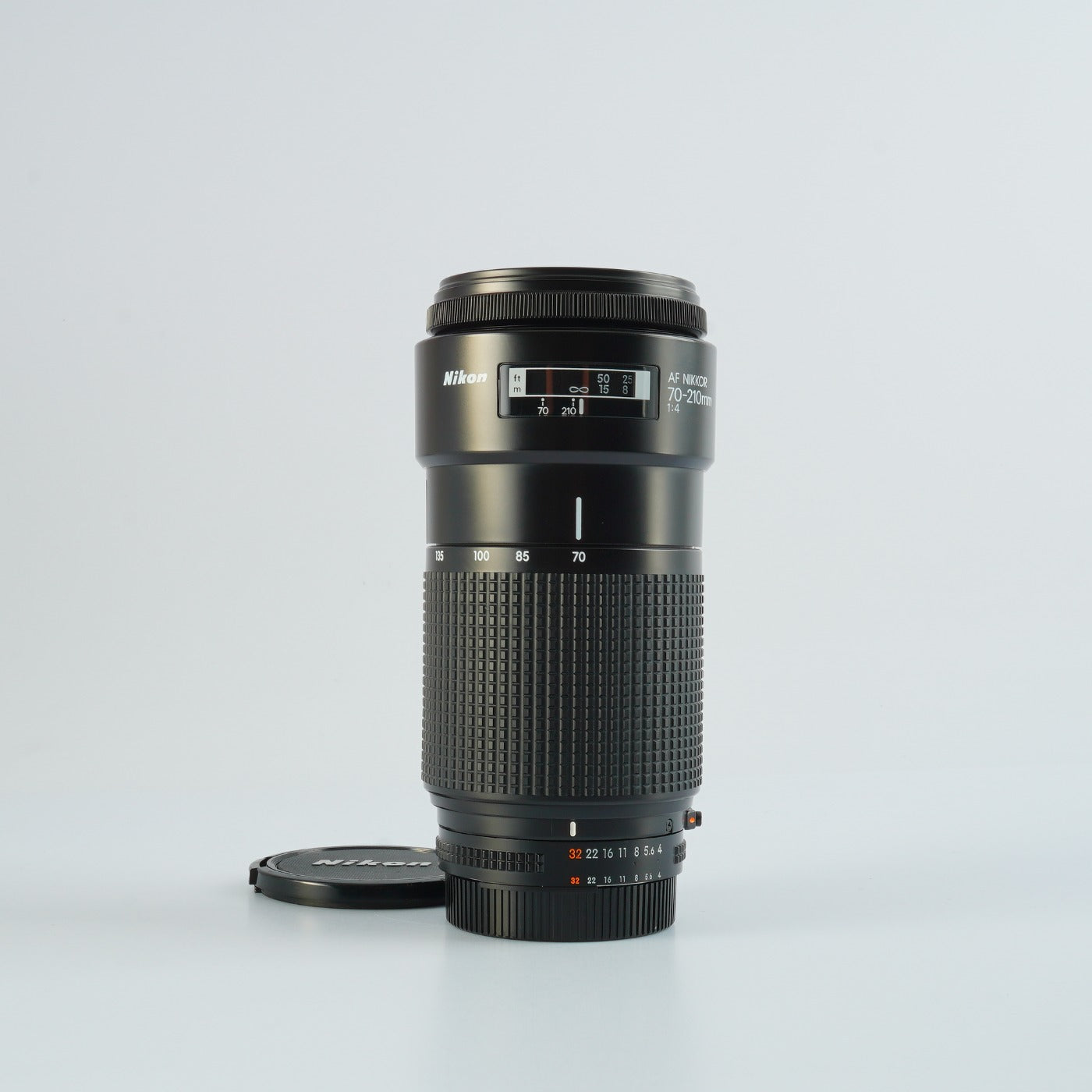 Nikon AF Nikkor 70-210mm F/4 ズームレンズ