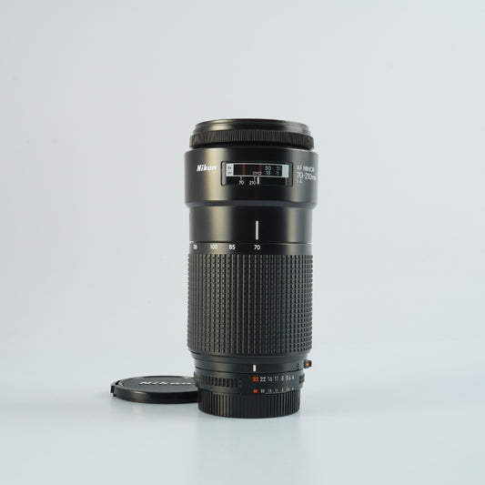 Nikon AF Nikkor 70-210mm F/4 ズームレンズ