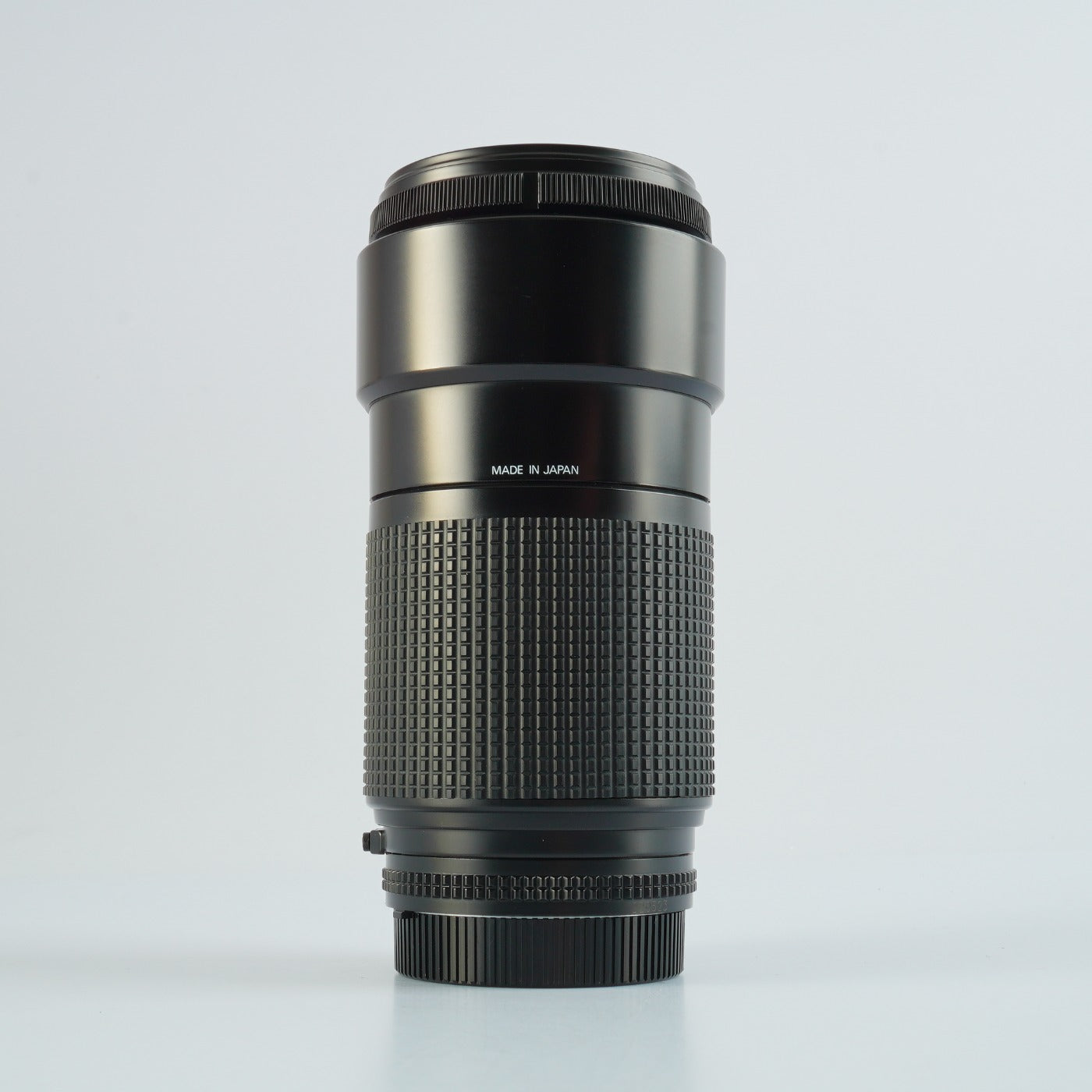 Nikon AF Nikkor 70-210mm F/4 ズームレンズ