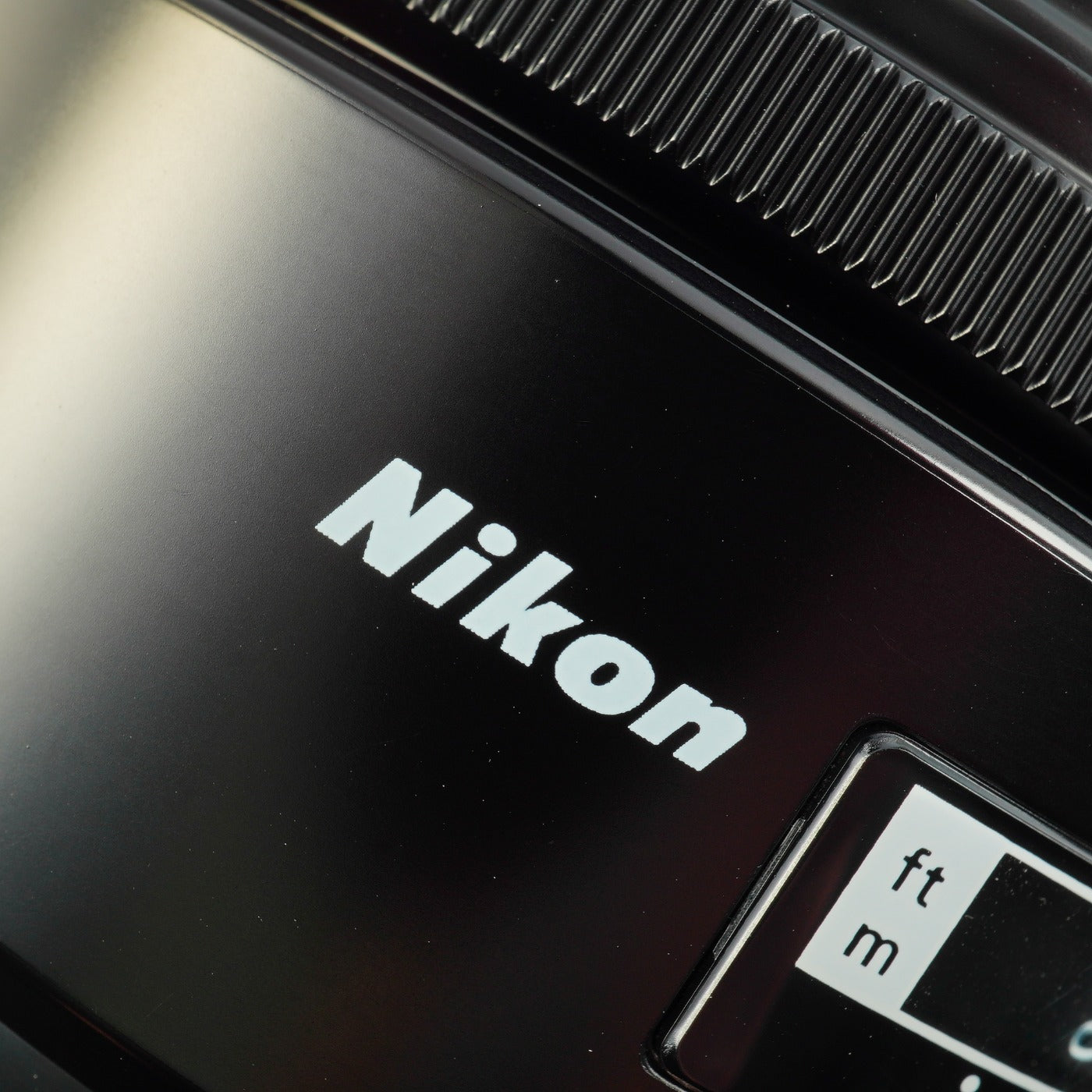 Nikon AF Nikkor 70-210mm F/4 ズームレンズ