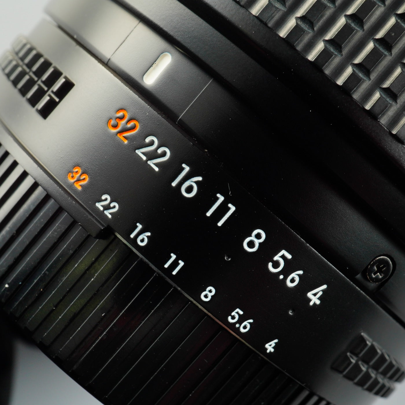 Nikon AF Nikkor 70-210mm F/4 ズームレンズ