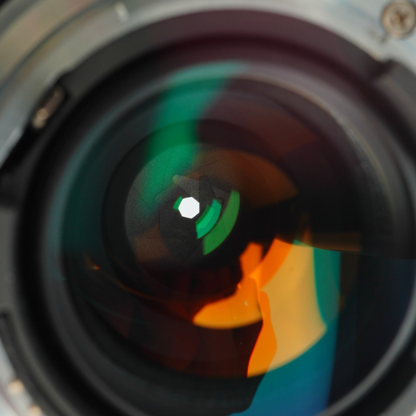 Nikon AF Nikkor 70-210mm F/4 ズームレンズ
