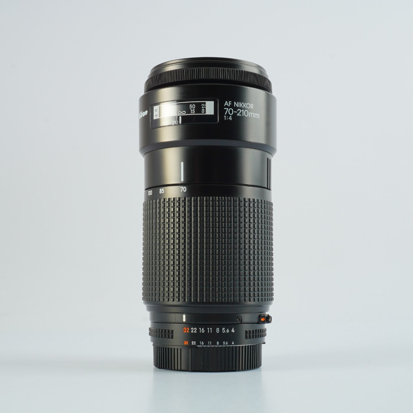 Nikon AF Nikkor 70-210mm F/4 ズームレンズ